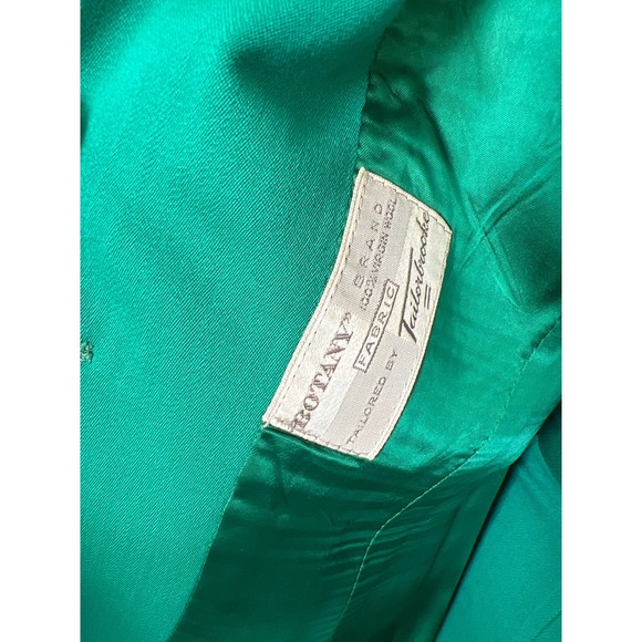 Emerald green wool blazer pencil skirt suit by Tailorbrooke in Botany Stand shop - Picture 4 of 10